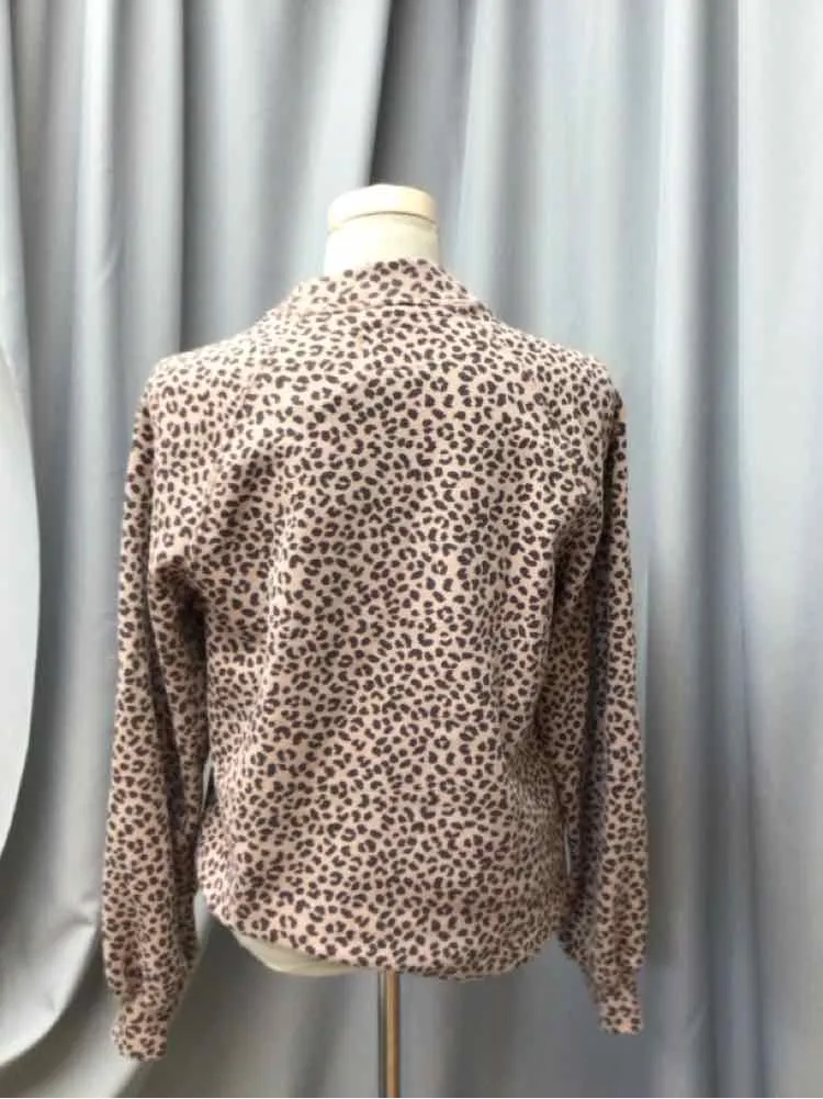 ABERCROMBIE & FITCH SIZE MEDIUM Ladies TOP