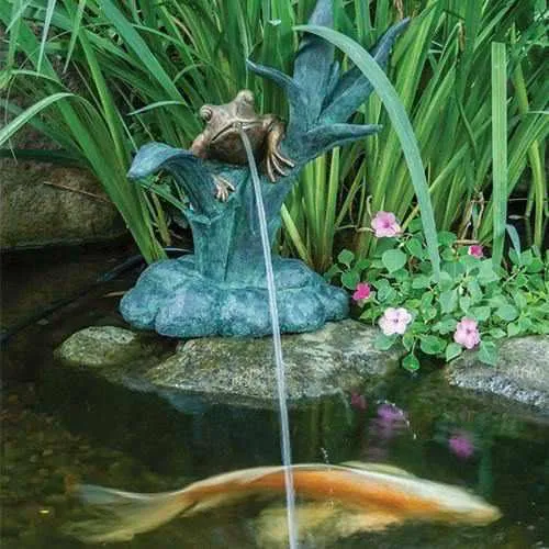 Aquascape Frog on Reed Spitter