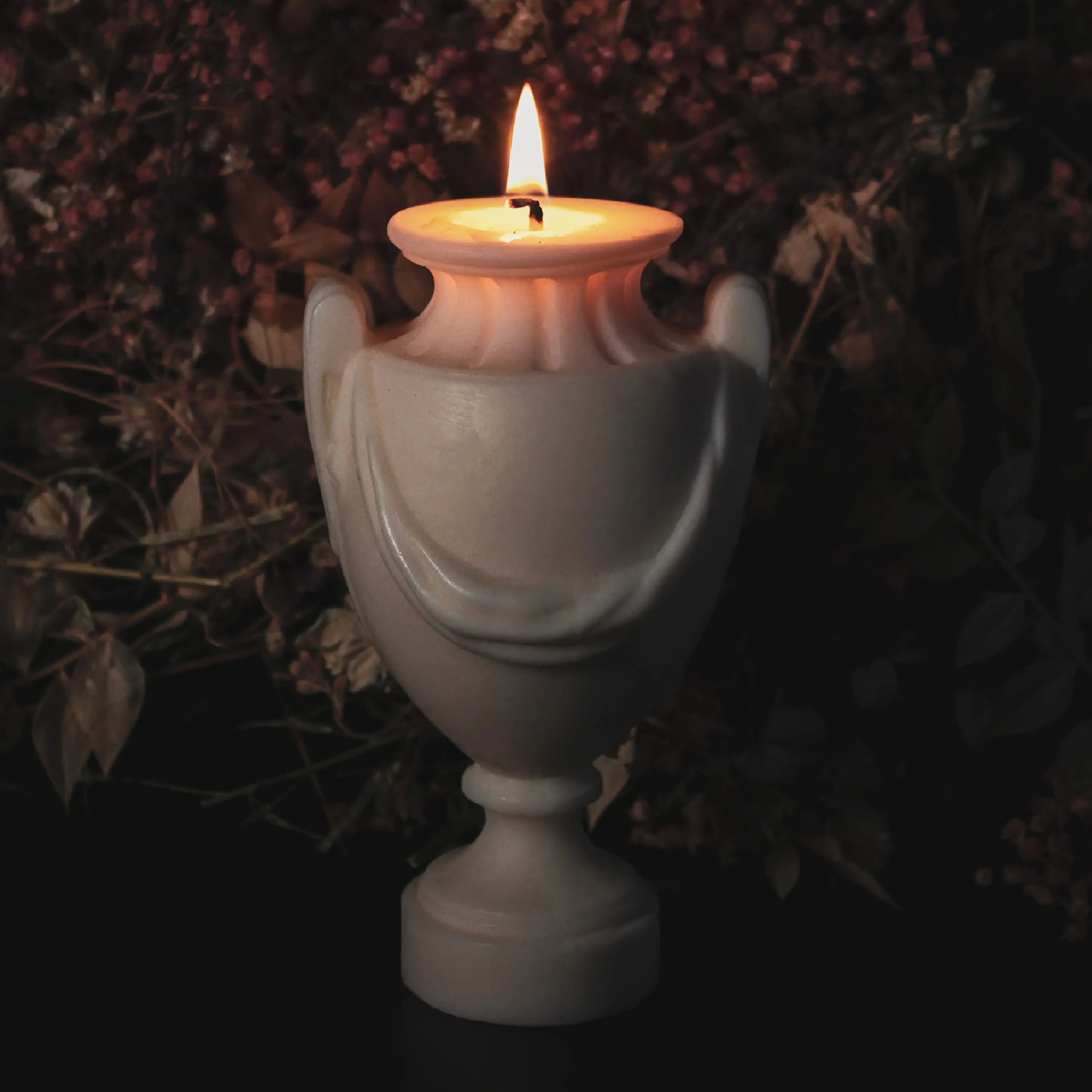 Eonian Large Urn Candle
