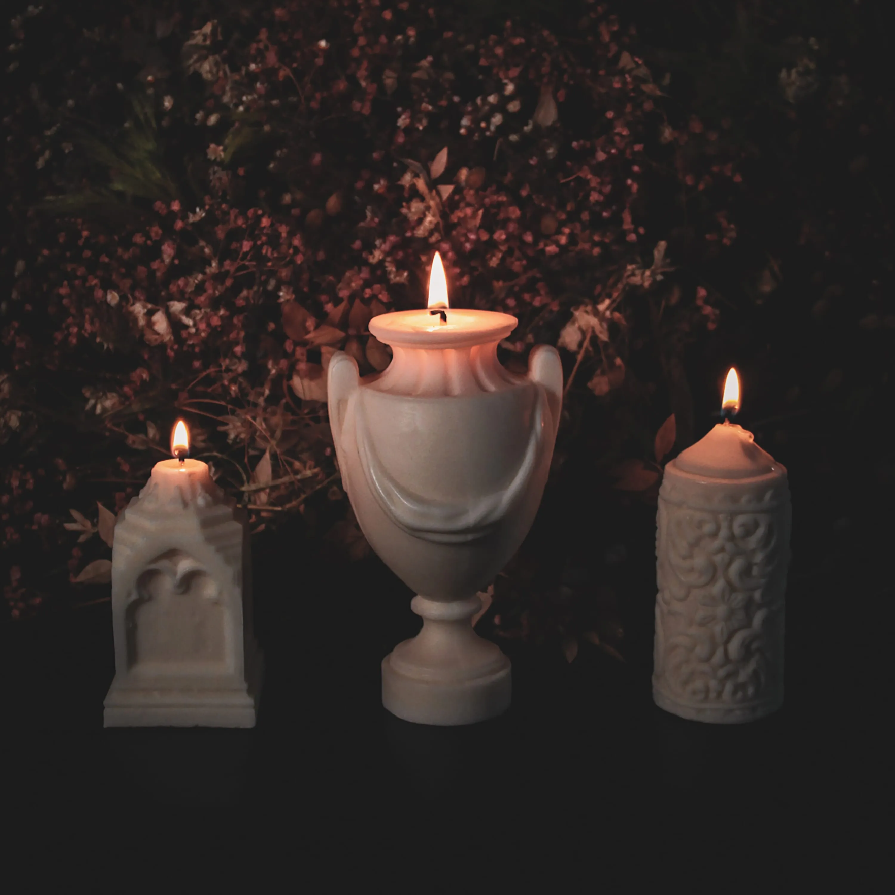 Eonian Large Urn Candle