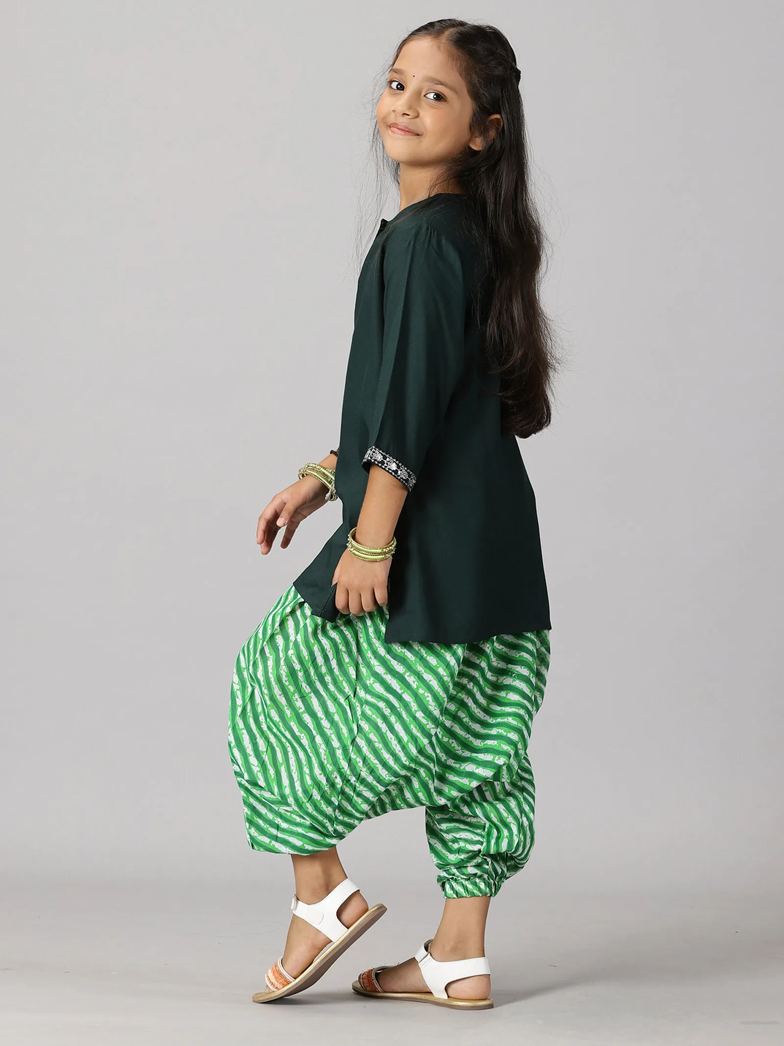 Girls 3/4Th Sleeve Short Kurta & Jodhpuri Pant Set