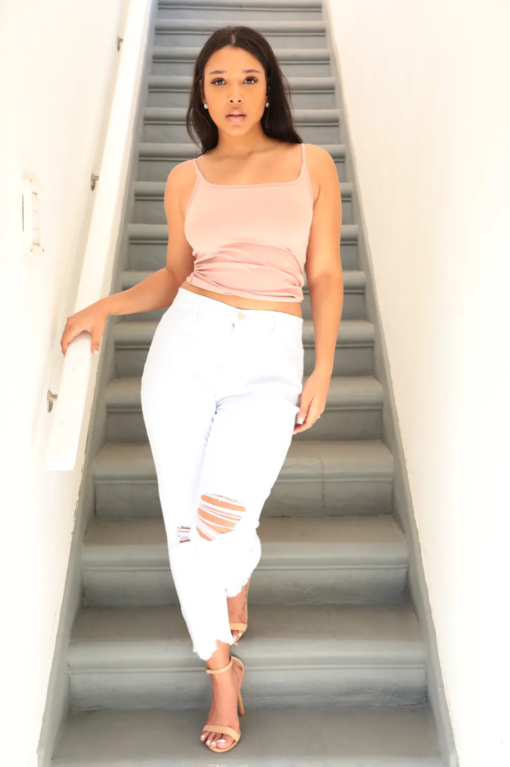 Kaila - High Rise Shark Bite Destructed Skinny