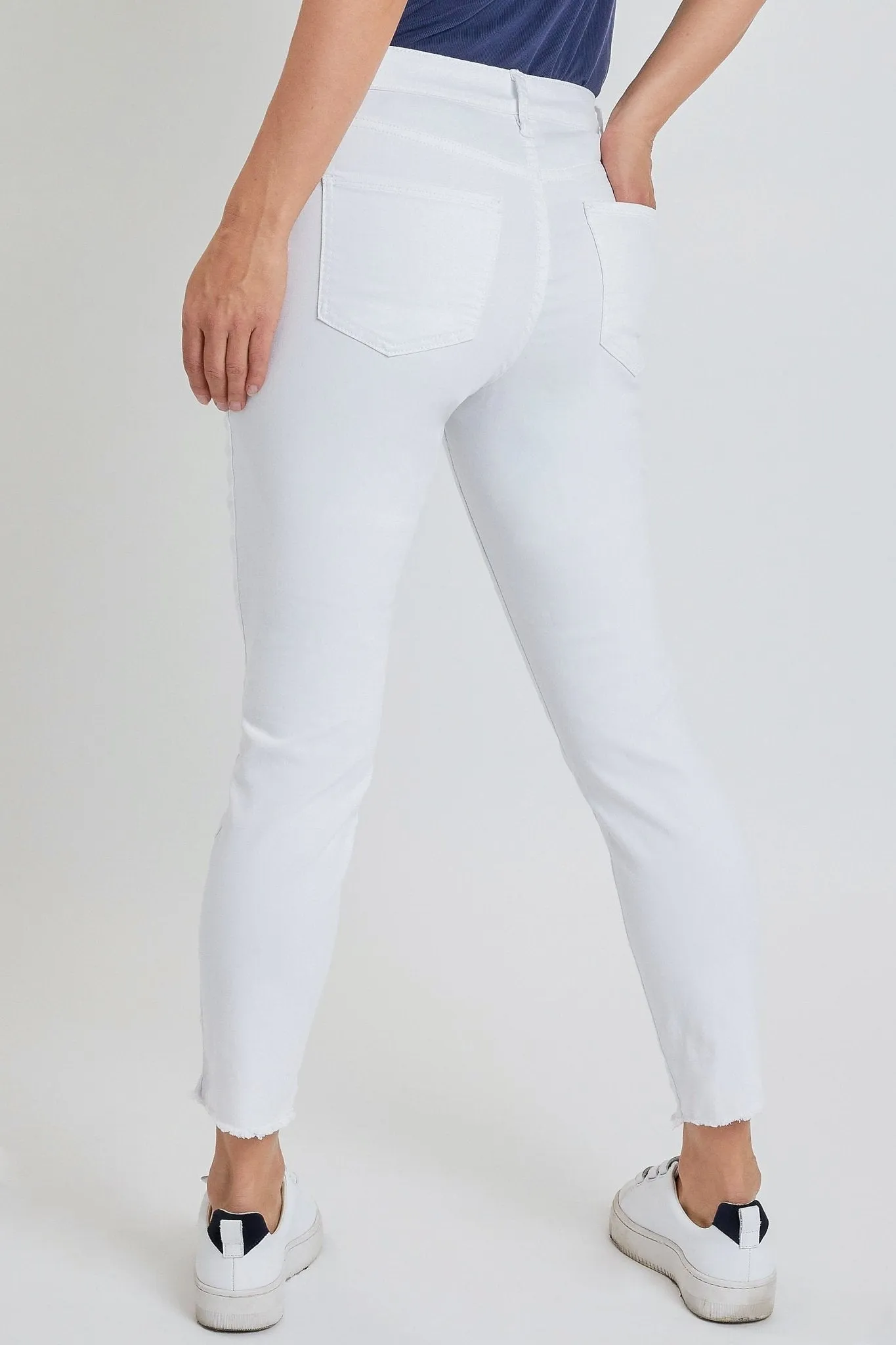 Missy Skinny Ankle Jean With Double Frayed Hem Made With Recycled Fabric , Pack Of 12