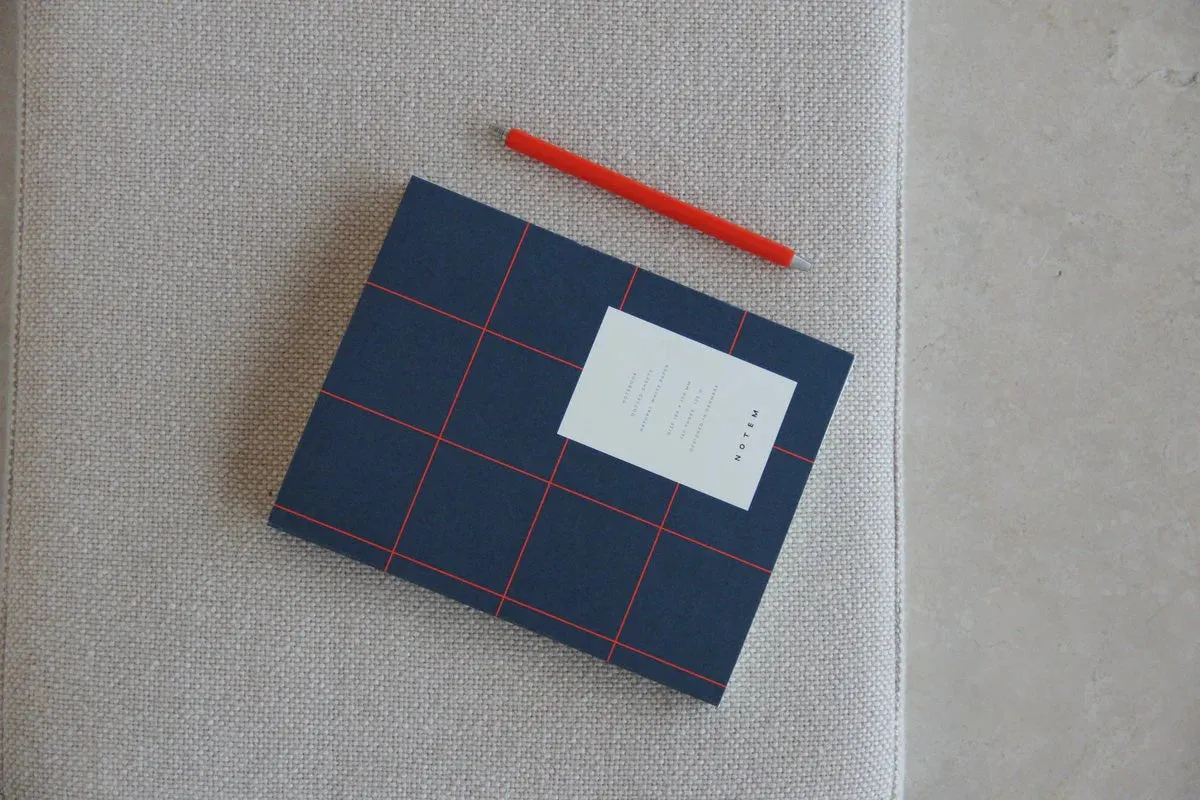Notem UMA Flat Lay Notebook - Medium, Dark Blue, Dot Grid