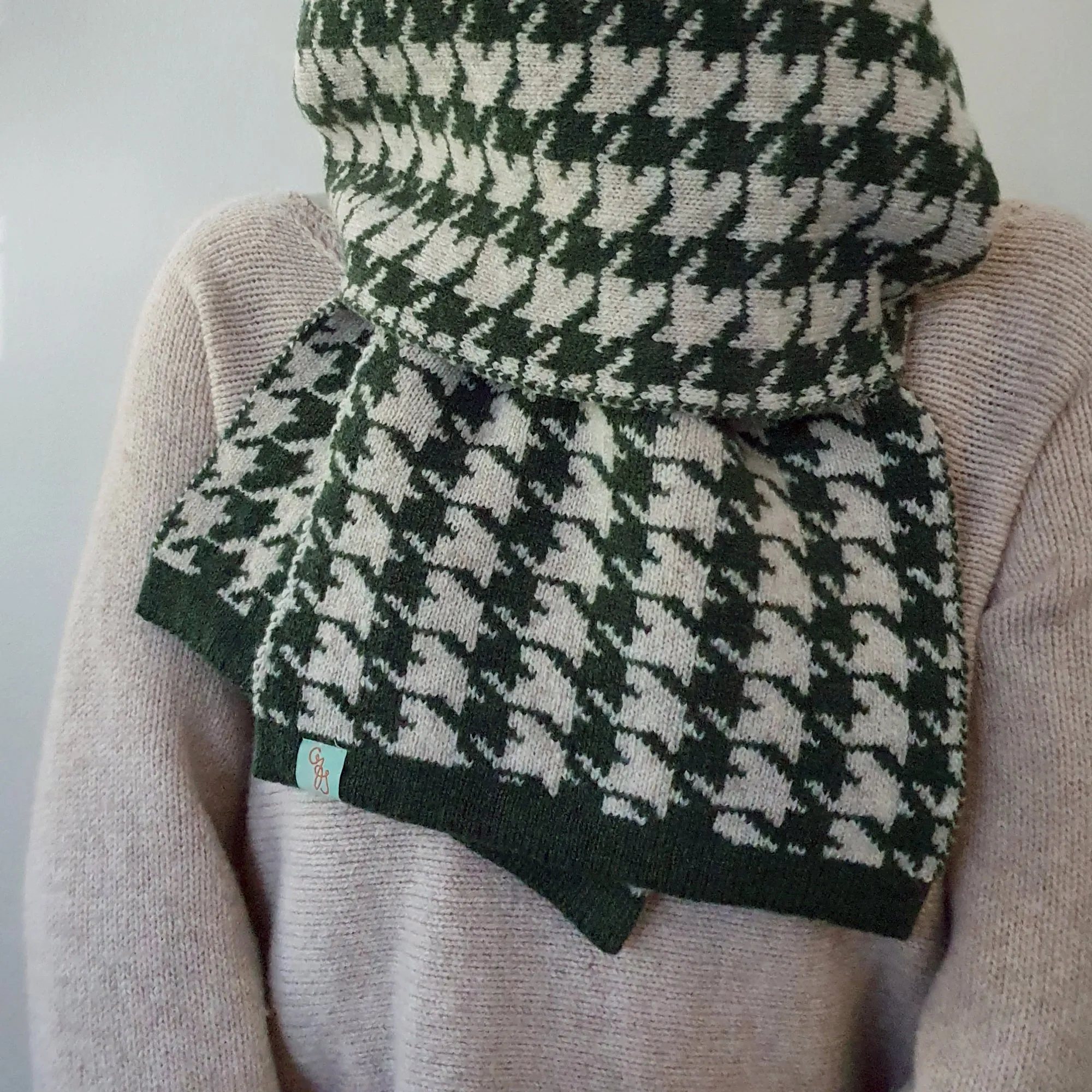 SCARVES - I WANNA BE YOUR DOG - PREMIUM AUSTRALIAN LAMBSWOOL