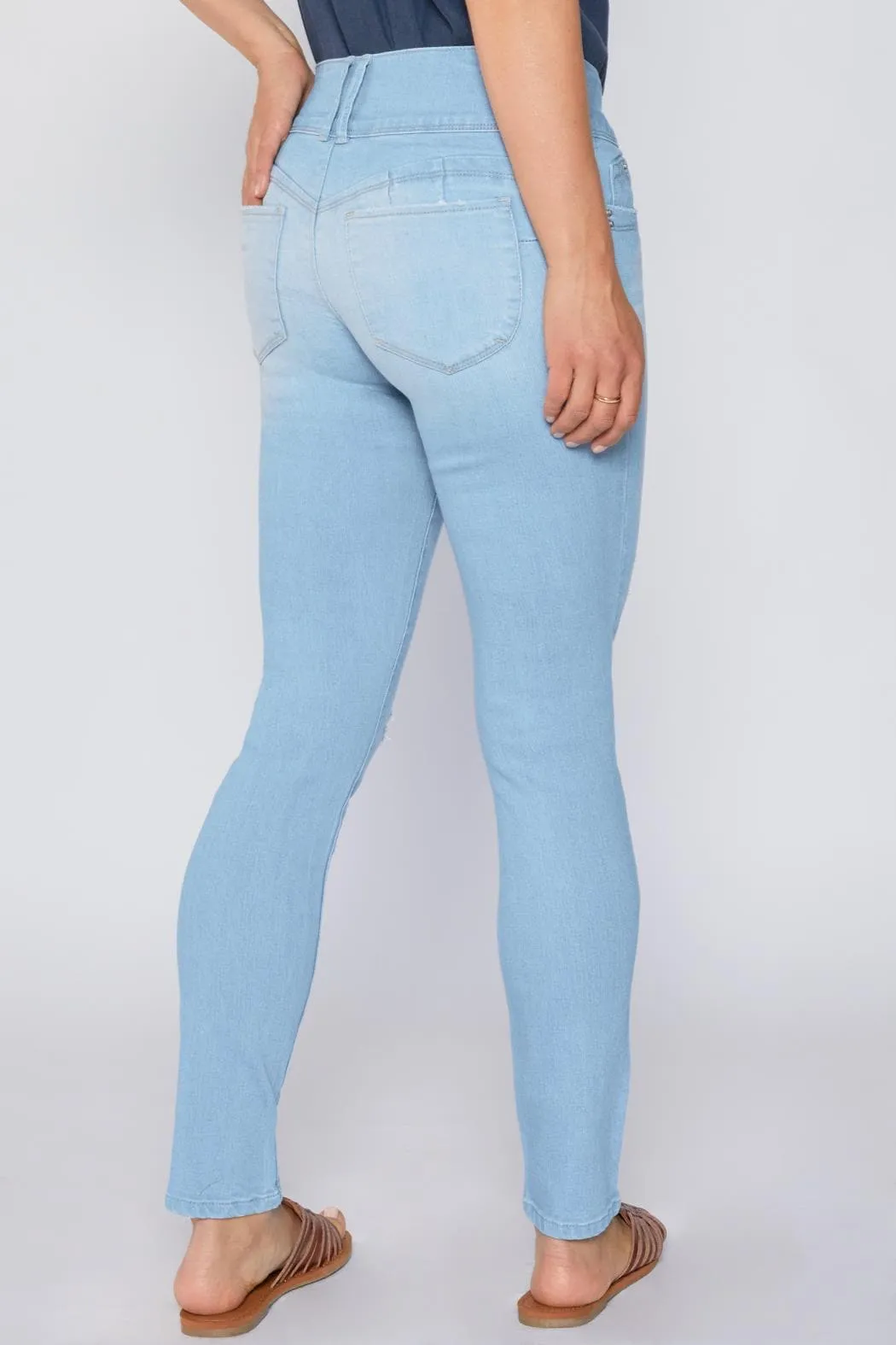Women's WannaBettaButt 3 Button Skinny Sustainable Jean