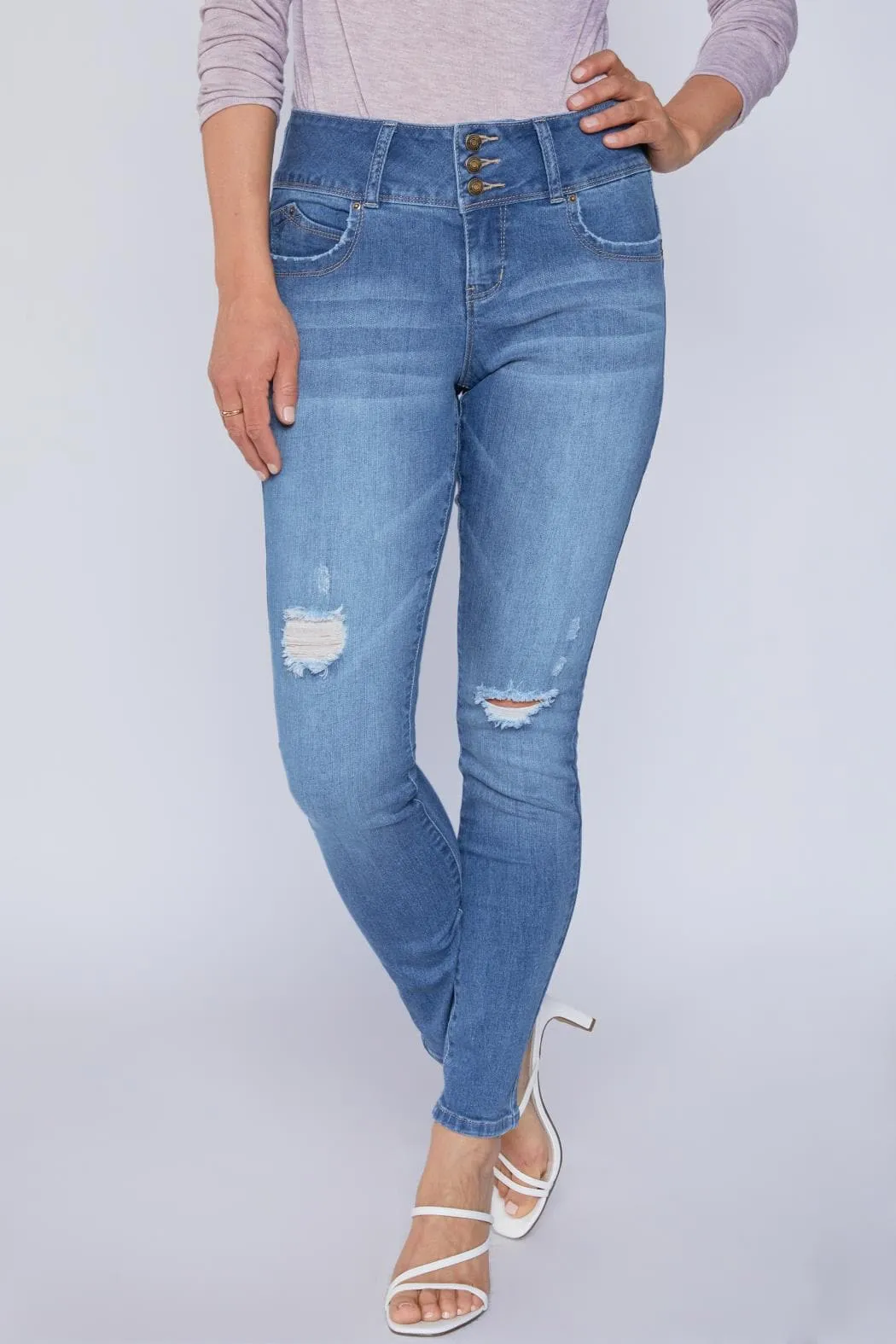 Women's WannaBettaButt 3 Button Skinny Sustainable Jean