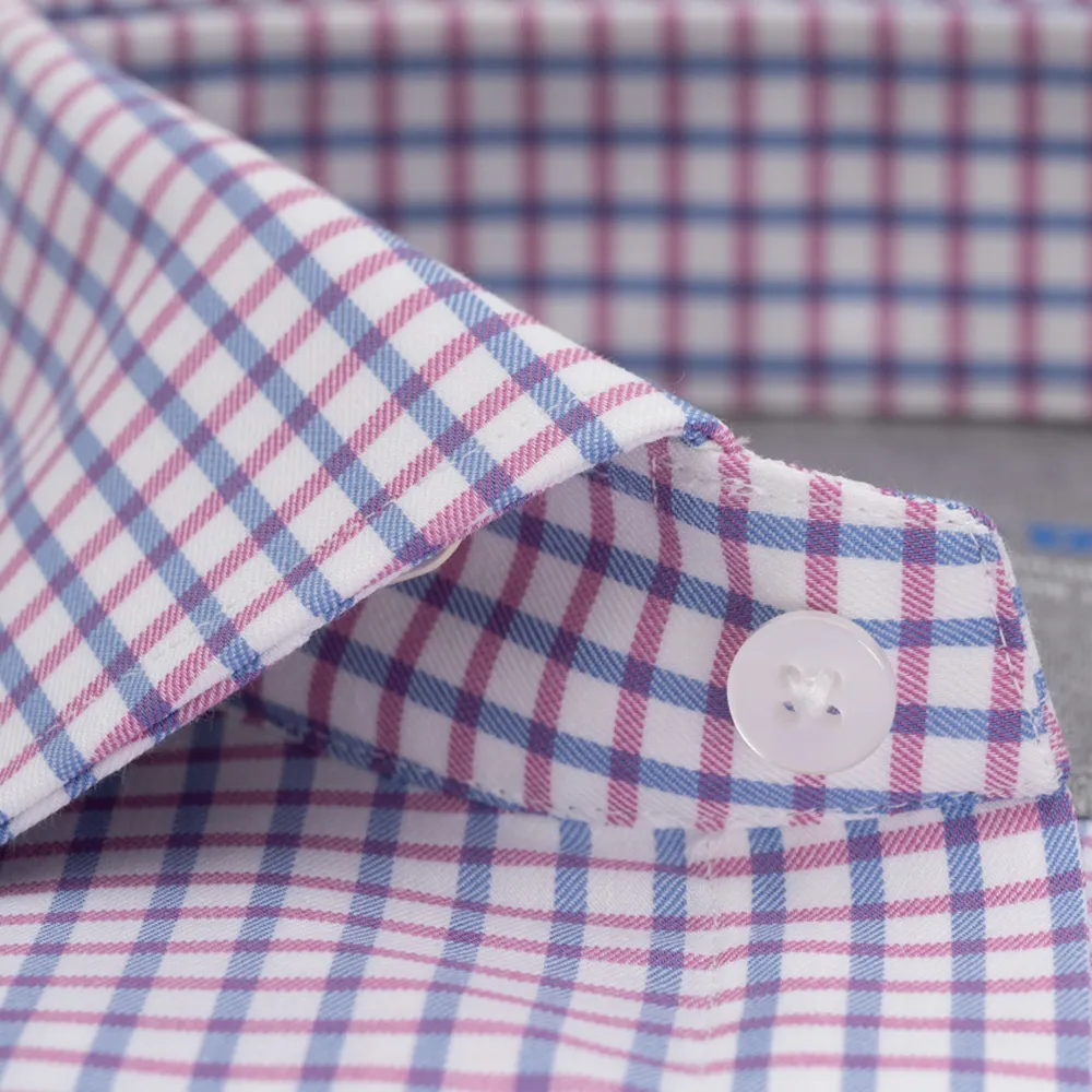 WORKER // Performance Pink Blue Grid